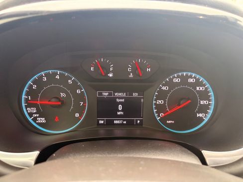 Used 2023 Chevrolet Traverse LS w/ Safety Package FWD image 19