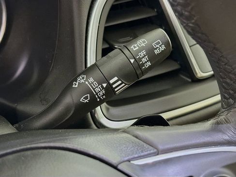 Used 2020 Buick Enclave Essence w/ Sound and Sites Package image 46