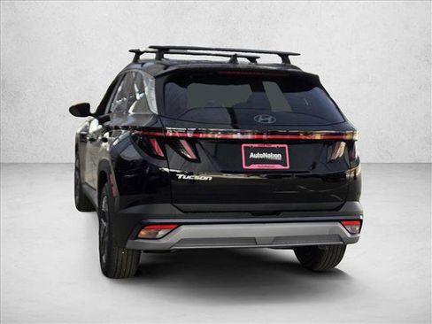 Certified 2025 Hyundai Tucson SEL image 9