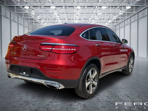Used 2017 Mercedes-Benz GLC 300 4MATIC Coupe image 5