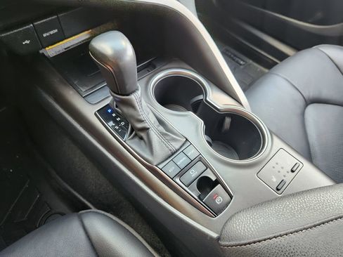 Used 2021 Toyota Camry XSE FWD image 20