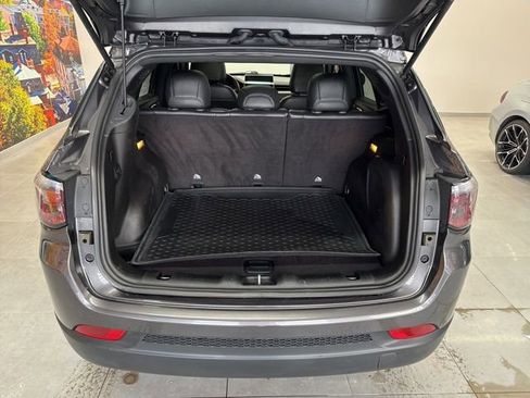 Used 2022 Jeep Compass Altitude w/ Sun and Sound Group image 45