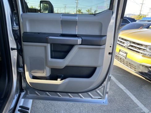 Used 2020 Ford F250 XLT w/ XLT Premium Package image 25
