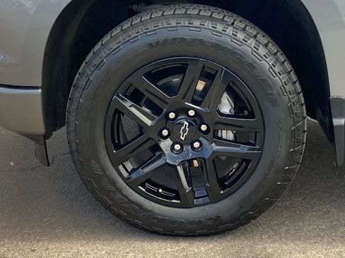 Used 2024 Chevrolet Silverado 1500 Custom AWD/4WD image 27