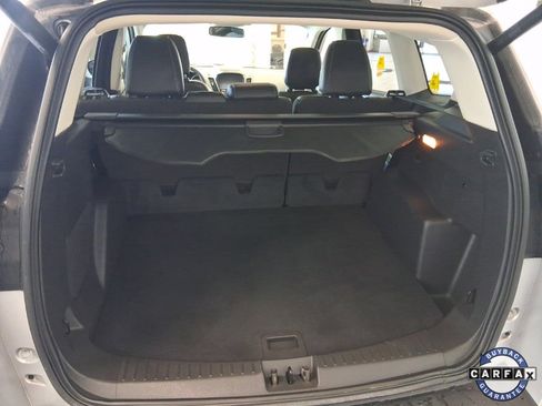 Used 2019 Ford Escape Titanium w/ U9j03 - Titanium Tow Package image 19