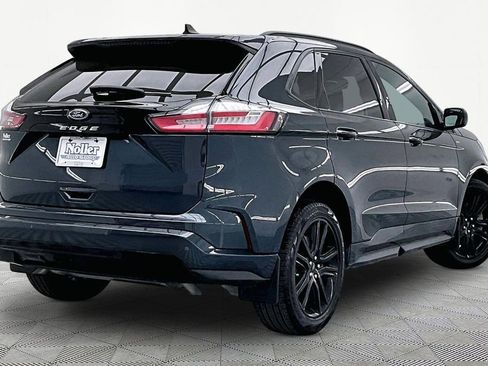 Certified 2023 Ford Edge ST-Line AWD/4WD image 2