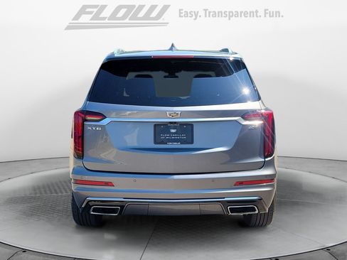 Used 2020 Cadillac XT6 Premium Luxury FWD image 6