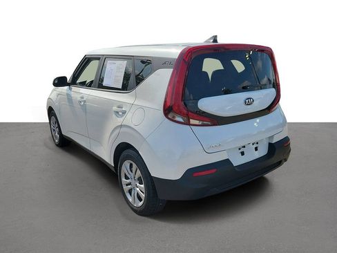 Used 2020 Kia Soul LX FWD image 4