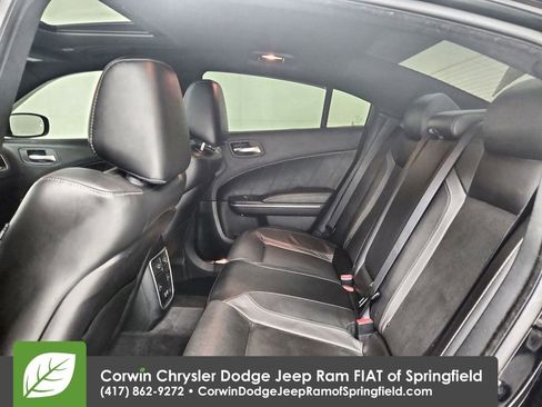 Used 2018 Dodge Charger GT image 31