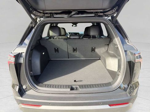 New 2026 Chevrolet Equinox LT w/ Convenience Package II image 7