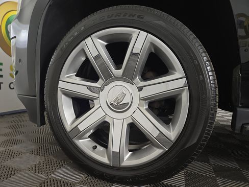 Used 2020 Cadillac Escalade Luxury image 37