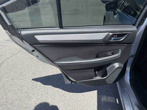 Used 2016 Subaru Legacy 2.5i Premium AWD/4WD image 12