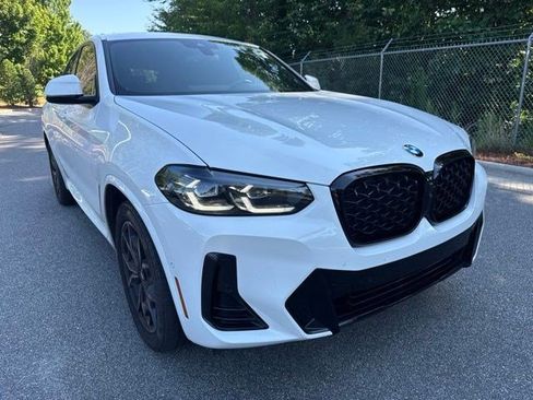 Used 2024 BMW X4 xDrive30i w/ Premium Package AWD/4WD image 11