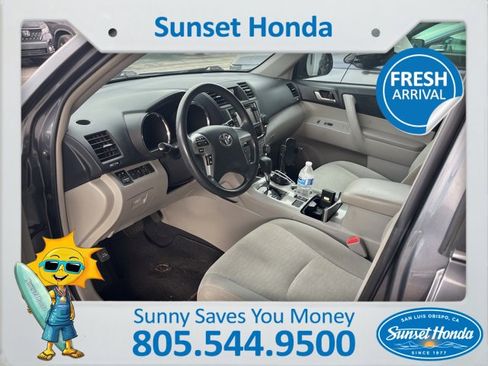 Used 2013 Toyota Highlander Plus image 6