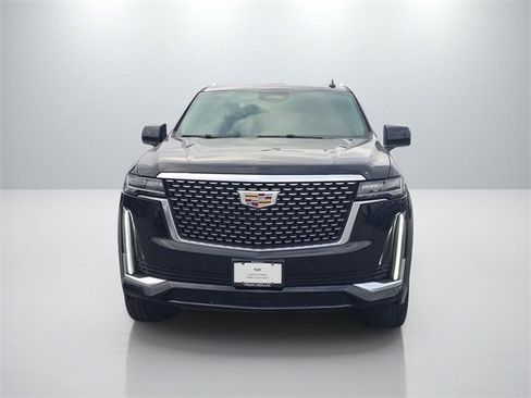 Used 2022 Cadillac Escalade Premium Luxury w/ Performance Package image 3