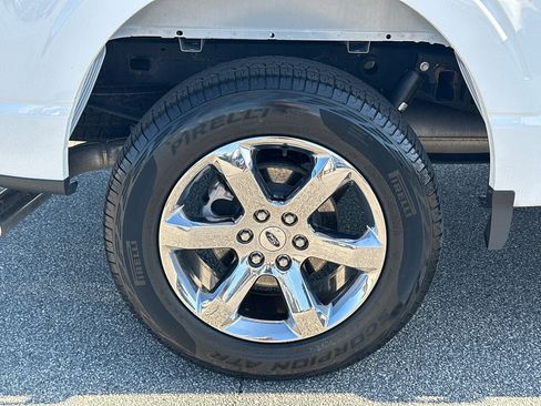 Certified 2022 Ford F150 XLT w/ Equipment Group 302A High image 19