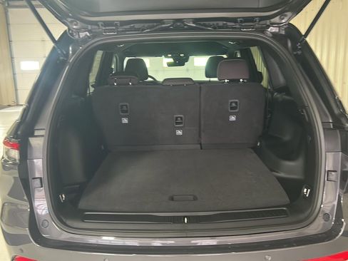 New 2026 Jeep Grand Cherokee Laredo AWD/4WD image 9