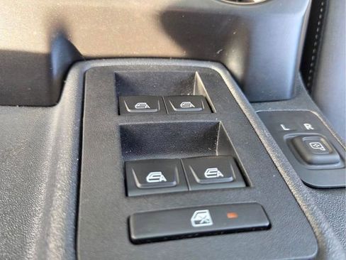 Used 2025 Ford Bronco Badlands AWD/4WD image 28