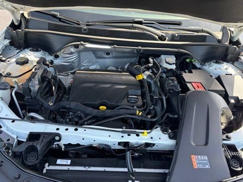 Used 2024 Buick Envista Preferred w/ Convenience I Package FWD image 11