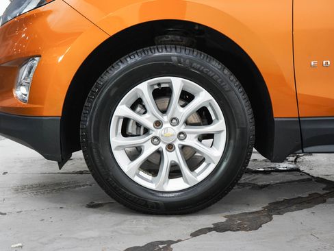 Used 2018 Chevrolet Equinox LT AWD/4WD image 30
