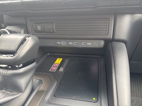 Used 2024 Toyota Land Cruiser image 36