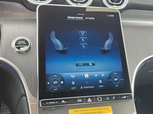 Used 2025 Mercedes-Benz GLC 300 4MATIC image 18