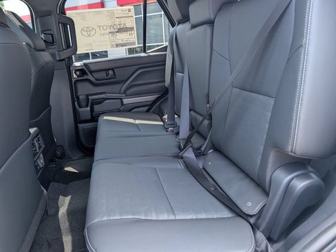 New 2026 Toyota 4Runner TRD Off-Road Premium w/ Tow Technology Package AWD/4WD image 31