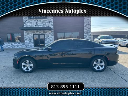Used 2020 Dodge Charger SXT w/ Leather Interior Group image 1