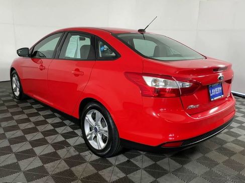 Used 2014 Ford Focus SE FWD image 8