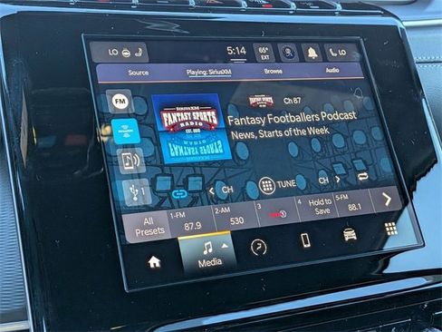 New 2025 Jeep Grand Cherokee Laredo X w/ Luxury Tech Group I image 23