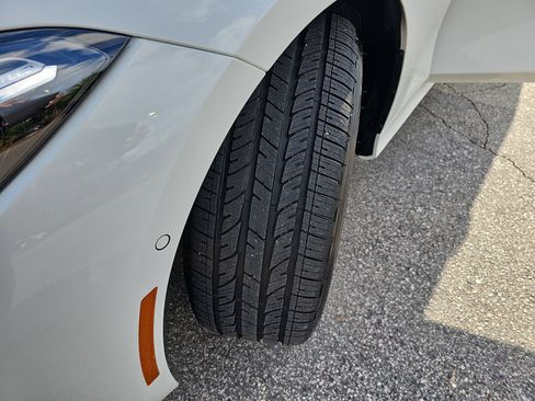 New 2025 BMW 330i xDrive Sedan w/ Premium Package image 34