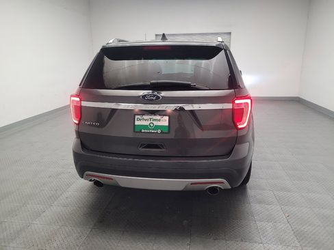 Used 2017 Ford Explorer Limited FWD image 7
