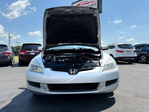 Used 2005 Honda Accord EX-L image 11