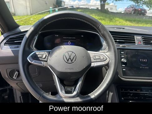 Used 2023 Volkswagen Tiguan SE R-Line FWD image 11