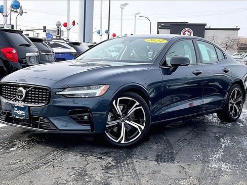Used 2024 Volvo S60 B5 Plus image 10