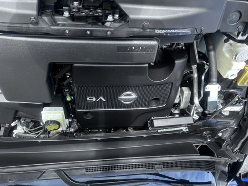 Used 2014 Nissan Pathfinder SV w/ Trailer Tow Package image 21