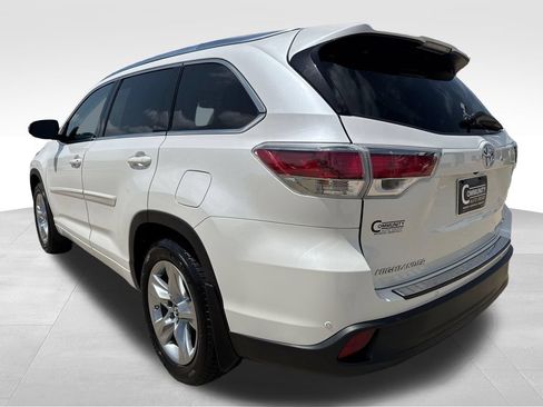 Used 2016 Toyota Highlander Limited Platinum AWD/4WD image 3