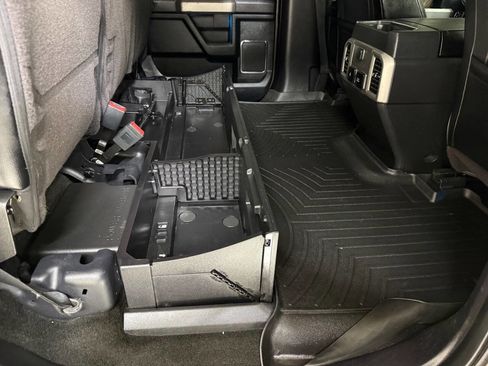 Used 2018 Ford F350 Lariat w/ Lariat Ultimate Package image 35