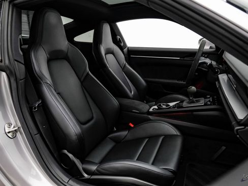 Used 2024 Porsche 911 Carrera GTS image 54