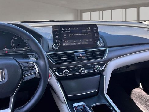 Used 2019 Honda Accord EX-L image 9