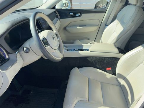 Used 2023 Volvo XC60 B5 Ultimate w/ Protection Package Premier image 23
