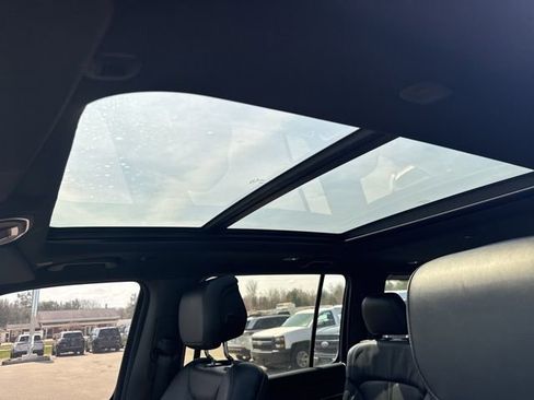 Used 2022 Jeep Wagoneer Series II w/ Premium Group I AWD/4WD image 6