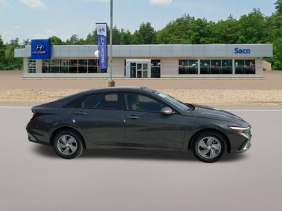 New 2026 Hyundai Elantra SE