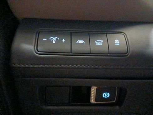 Certified 2023 Hyundai Santa Fe Limited image 21