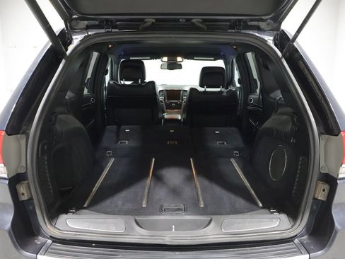 Used 2014 Jeep Grand Cherokee Limited w/ Trailer Tow Group IV AWD/4WD image 4