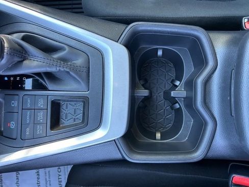 Certified 2025 Toyota RAV4 XLE AWD/4WD image 43