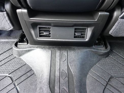 Used 2021 Chevrolet Silverado 1500 Custom AWD/4WD image 39