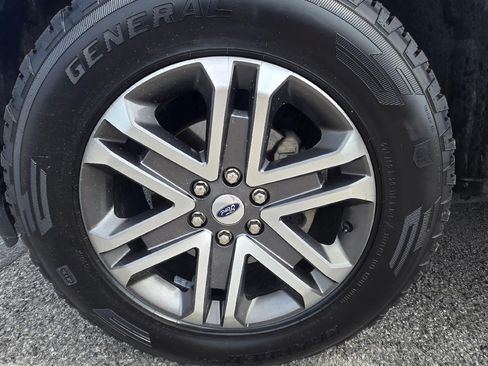 Used 2022 Ford F150 XL w/ STX Appearance Package AWD/4WD image 16