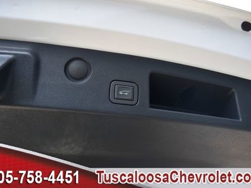 New 2026 Chevrolet Equinox LT w/ Convenience Package II image 9