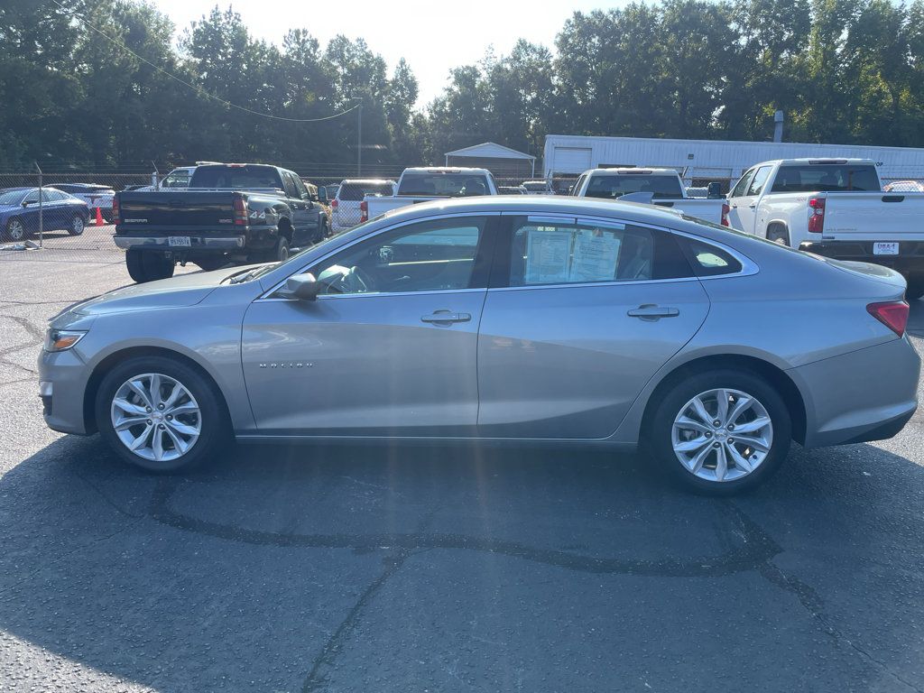 Certified 2025 Chevrolet Malibu LT FWD image 1